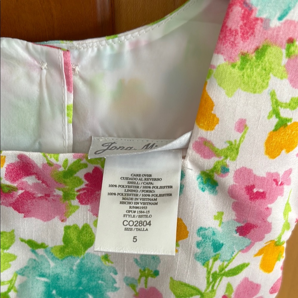 Floral Kids Dress with Pink and Green Accents - Picture 4 of 5
